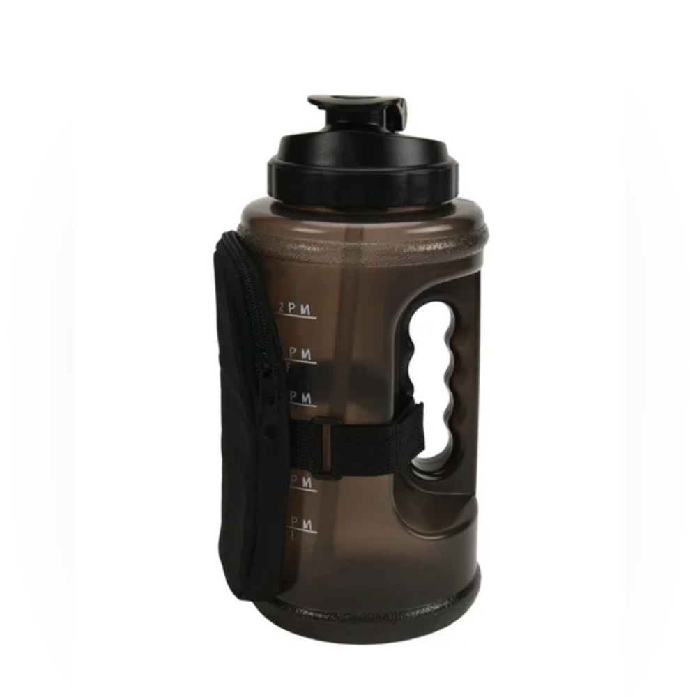Mainstays 74-Ounce Plastic Bottle with Accessory Bag